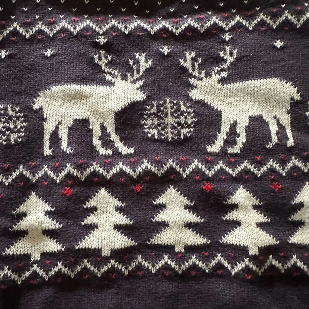 H&M Navy Blue Kids Sweater with White Reindeer Pattern Cotton - Picture 2 of 5